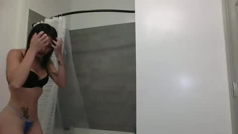 Snapshot of danidivina777 chatting on 10-06-25, 05:10 danidivina777 online show from 10-06-25, 05:10