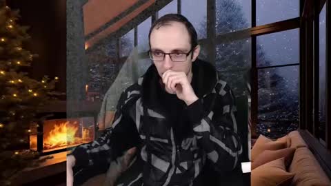 Snapshot of daniel9121 chatting on 12-20-24, 10:49 Daniel9121 online show from 12-20-24, 10:49