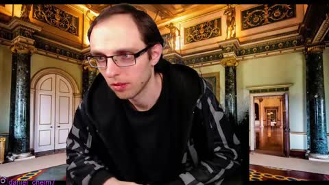 Snapshot of daniel9121 chatting on 02-16-25, 07:49 Daniel9121 online show from 02-16-25, 07:49