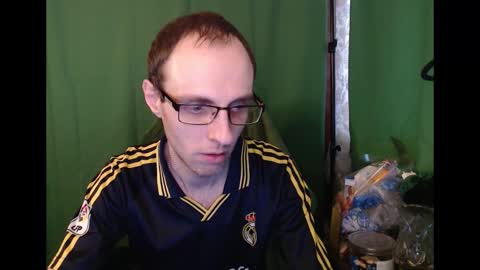 Snapshot of daniel9121 chatting on 02-14-26, 12:35 Daniel9121 online show from 02-14-26, 12:35