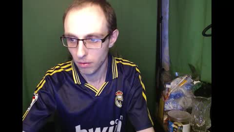 Snapshot of daniel9121 chatting on 02-15-26, 01:09 Daniel9121 online show from 02-15-26, 01:09