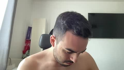 daniel_3827 online show from 07-02-26, 06:30