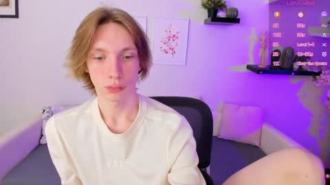 daniel__schmidt online show from 05-22-26, 08:32