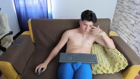 daniel_leon_c online show from 04-24-26, 06:43