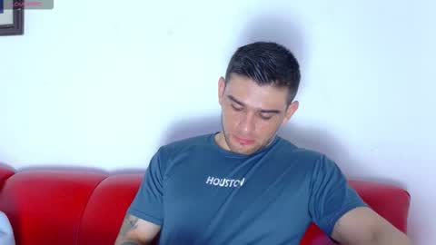 Snapshot of daniel_ova chatting on 03-20-26, 11:48 Sexy Dani online show from 03-20-26, 11:48