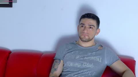 Snapshot of daniel_ova chatting on 03-23-26, 11:47 Sexy Dani online show from 03-23-26, 11:47