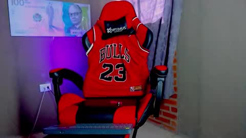 DANIEL online show from 01-19-25, 06:43