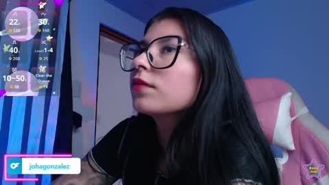 Snapshot of daniela_cute22 chatting on 05-01-26, 08:35 DANIELA online show from 05-01-26, 08:35