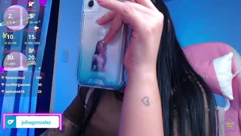 Snapshot of daniela_cute22 chatting on 05-28-26, 02:53 DANIELA online show from 05-28-26, 02:53