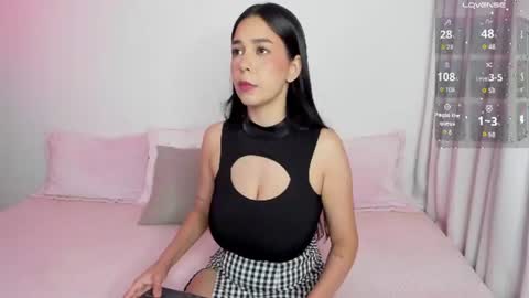 Snapshot of daniela_days chatting on 07-26-26, 04:31 Dani online show from 07-26-26, 04:31