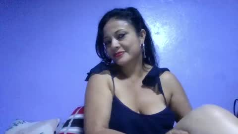 daniela_love1 online show from 06-24-26, 12:09