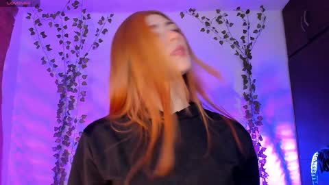 Dani Saenz online show from 01-18-25, 01:52