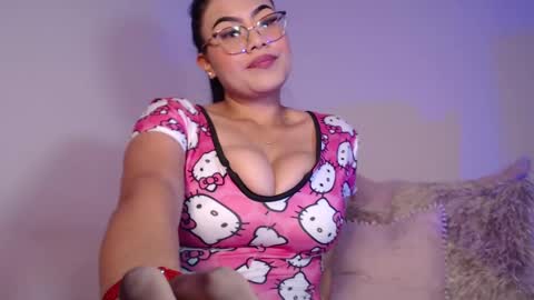Lucia online show from 02-10-25, 06:56