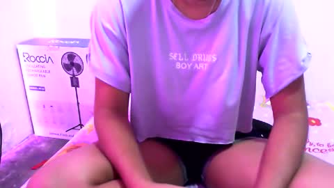 Snapshot of danielaa_foxx chatting on 10-22-25, 10:20 danielaa_foxx online show from 10-22-25, 10:20