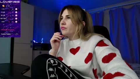 Snapshot of danielacooperx chatting on 02-20-25, 05:40 Daniela Cooper online show from 02-20-25, 05:40