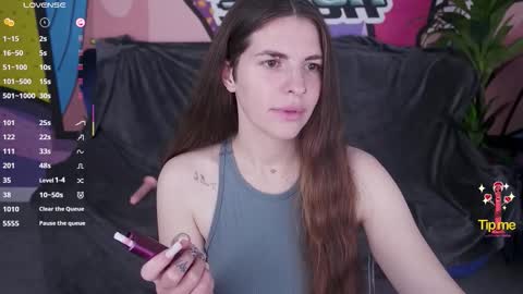 Snapshot of danielareign chatting on 11-16-25, 01:49 danielareign online show from 11-16-25, 01:49