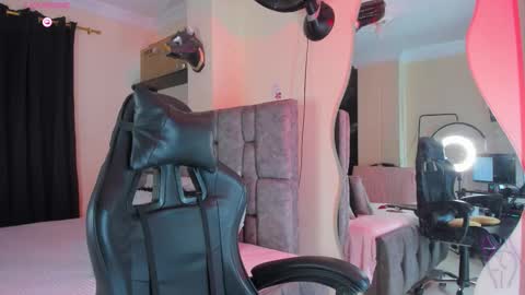 danielasexya online show from 12-19-25, 01:23