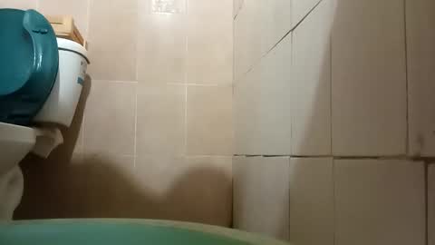 danielcervantes061193 online show from 05-08-26, 06:35
