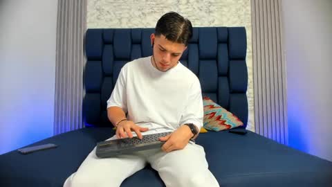 DANIEL online show from 01-22-25, 06:31
