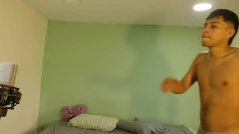 danielitopapii online show from 03-25-26, 01:28