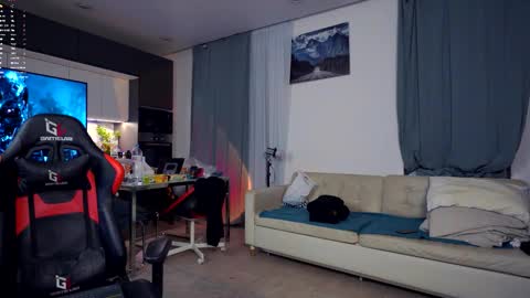 Daniel Kraig online show from 02-12-26, 05:30