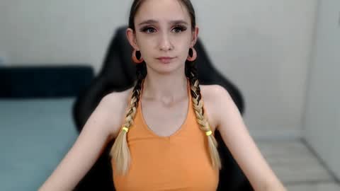 Snapshot of daniella_martin chatting on 01-10-25, 04:12 Daniella Martin online show from 01-10-25, 04:12