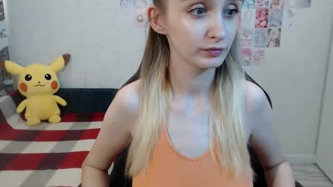 Snapshot of daniella_martin chatting on 09-15-25, 09:20 Daniella Martin online show from 09-15-25, 09:20