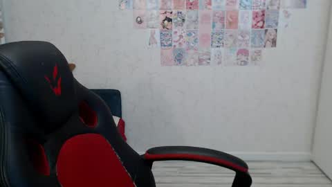 Daniella Martin online show from 05-12-26, 12:19