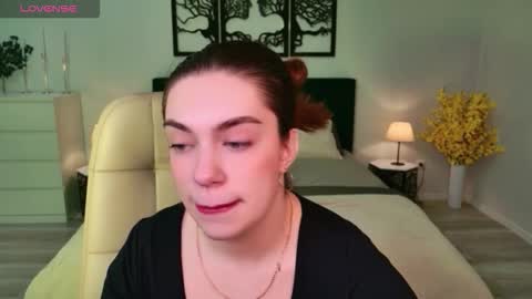 Snapshot of daniellasweet20 chatting on 10-28-25, 11:14 Daniella online show from 10-28-25, 11:14