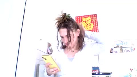 Snapshot of danielle2015 chatting on 12-10-24, 07:43 Your Wet Dream NEW Tight online show from 12-10-24, 07:43