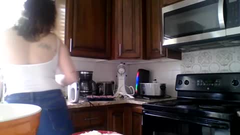 Snapshot of danielle2015 chatting on 12-12-24, 06:10 Your Wet Dream NEW Tight online show from 12-12-24, 06:10