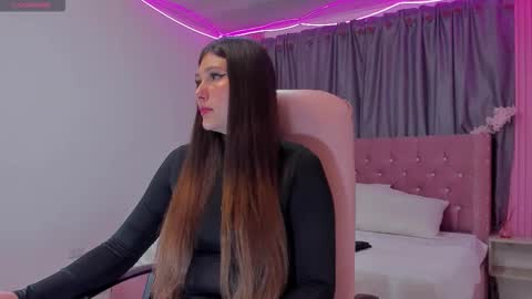 Danielle online show from 01-08-26, 02:03