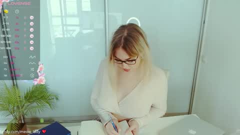 Snapshot of danielle_dunn chatting on 10-30-25, 04:47 Danny online show from 10-30-25, 04:47