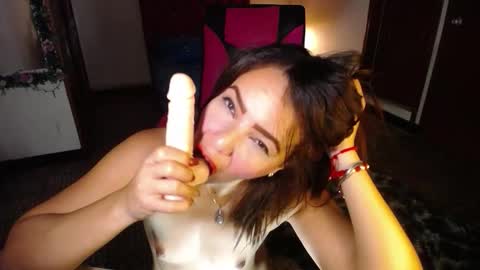 Angie online show from 02-10-26, 02:54