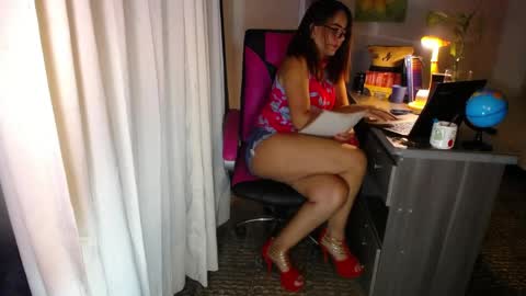 Angie online show from 05-09-26, 07:52
