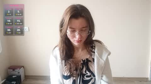 Mia online show from 02-15-26, 07:51