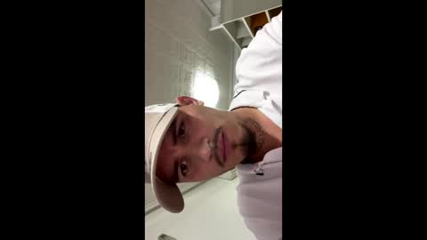 Snapshot of danielmilan chatting on 01-04-25, 10:34 THE BIG BOSS online show from 01-04-25, 10:34
