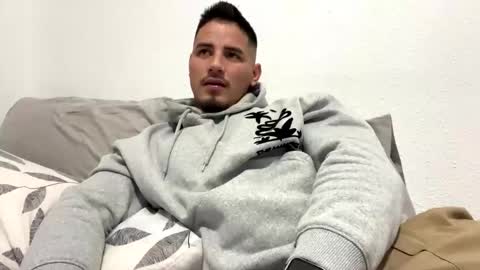 Snapshot of danielmilan chatting on 01-10-25, 10:06 THE BIG BOSS online show from 01-10-25, 10:06