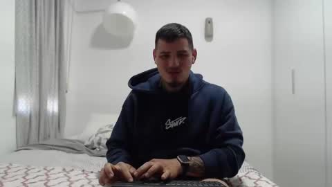 Snapshot of danielmilan chatting on 01-16-25, 09:05 THE BIG BOSS online show from 01-16-25, 09:05