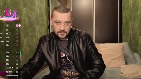 DanieloCool online show from 12-18-25, 07:03