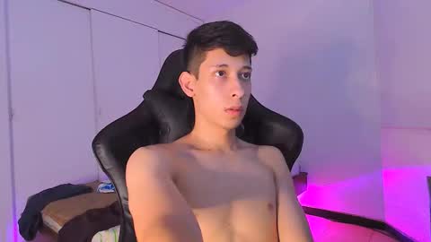 Snapshot of danielsex_1 chatting on 02-02-26, 02:10 Daniel online show from 02-02-26, 02:10