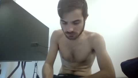danievio21 online show from 05-10-26, 12:21