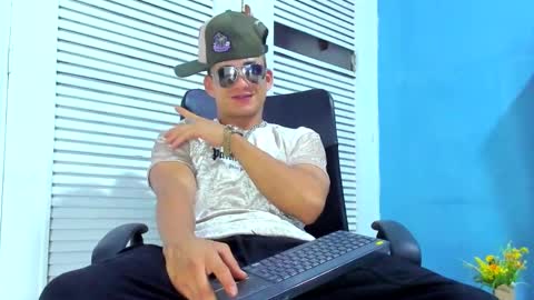 Dani online show from 02-10-25, 04:08