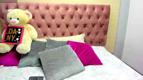 DaniiBelluci  online show from 01-13-25, 07:43