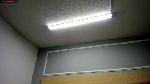 DaniiBelluci  online show from 01-18-25, 02:47