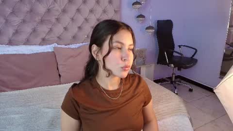 Snapshot of danika_x chatting on 06-22-26, 01:29 Danika online show from 06-22-26, 01:29