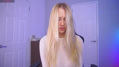 Snapshot of danikadillan chatting on 01-16-25, 02:09 Hi my name is Anna. Please say hello I like to chat with you. If u have request use Tip option .Thank you online show from 01-16-25, 02:09