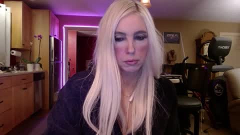 Snapshot of danikawhite69 chatting on 01-02-25, 08:17 DanikaWhite69 online show from 01-02-25, 08:17