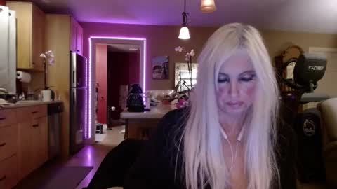 Snapshot of danikawhite69 chatting on 01-28-25, 07:11 DanikaWhite69 online show from 01-28-25, 07:11