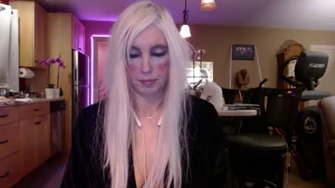 Snapshot of danikawhite69 chatting on 02-12-25, 07:13 DanikaWhite69 online show from 02-12-25, 07:13